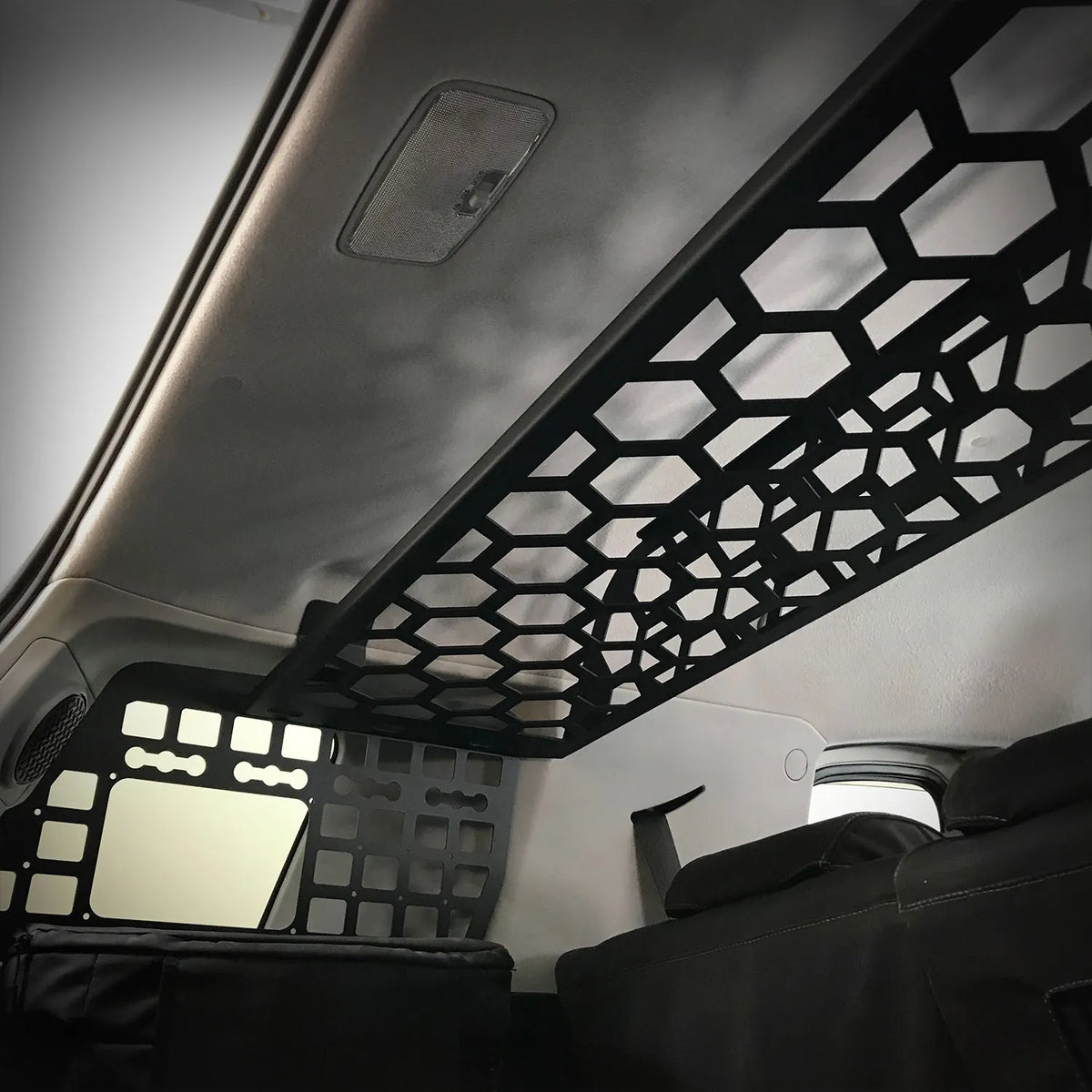FJ Cruiser ∙ Molle Panels