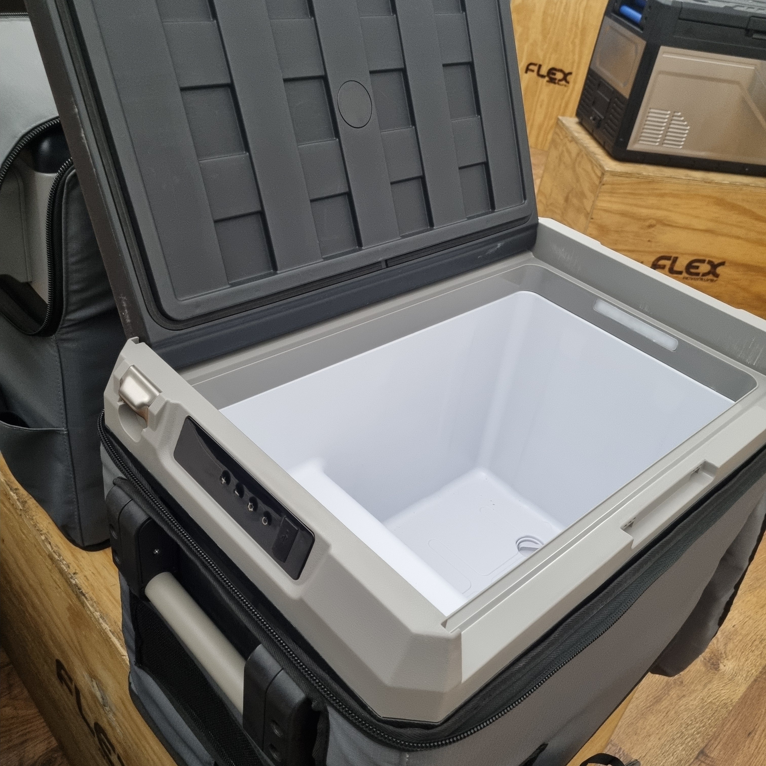 Flex FS40 Single-Zone Camping Fridge-Freezer | 12V Camping Fridge