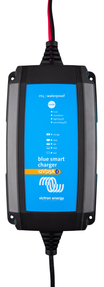 Blue Smart IP65 Charger 12/25(230)V