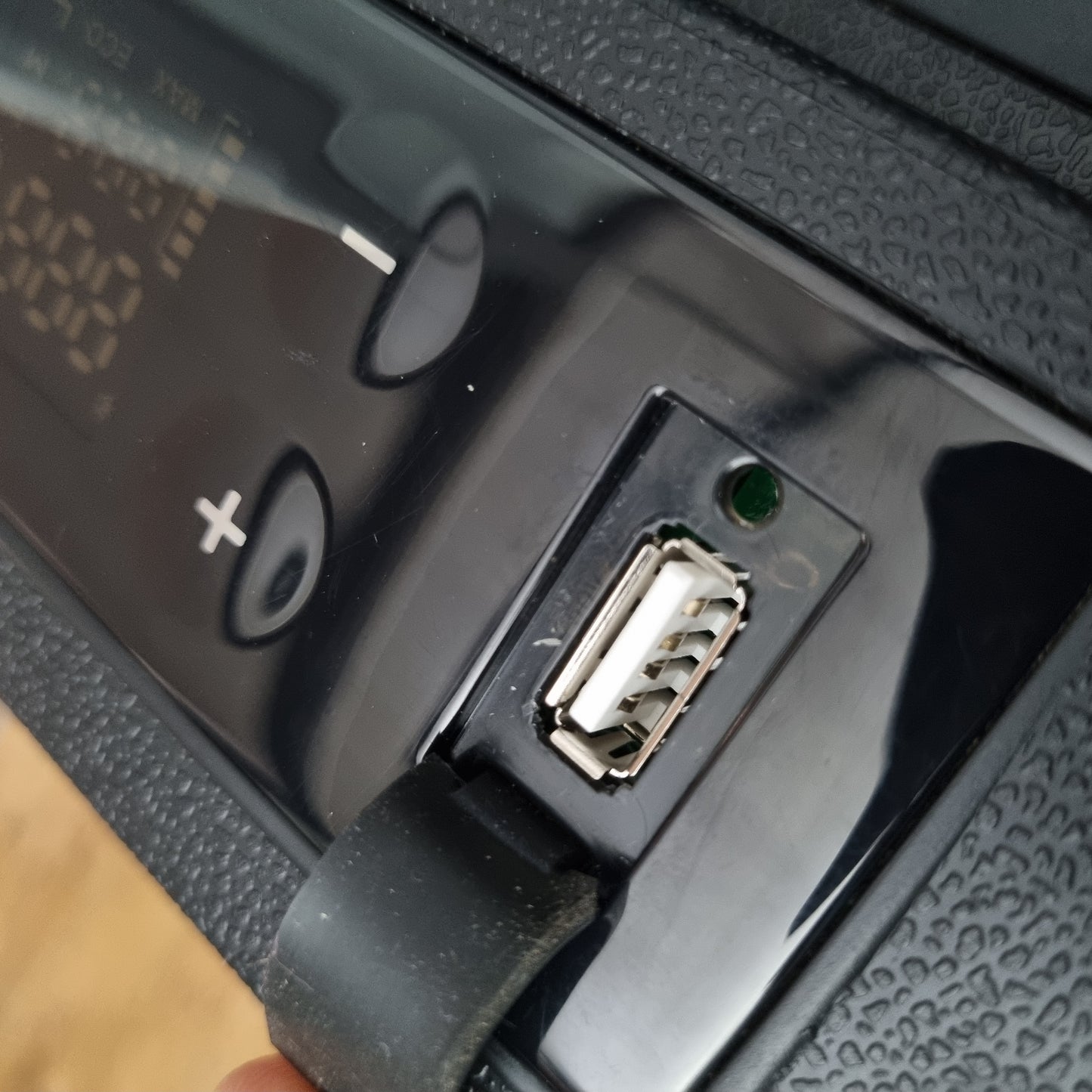 Flex CF8 Vehicle Center Console Fridge-Freezer