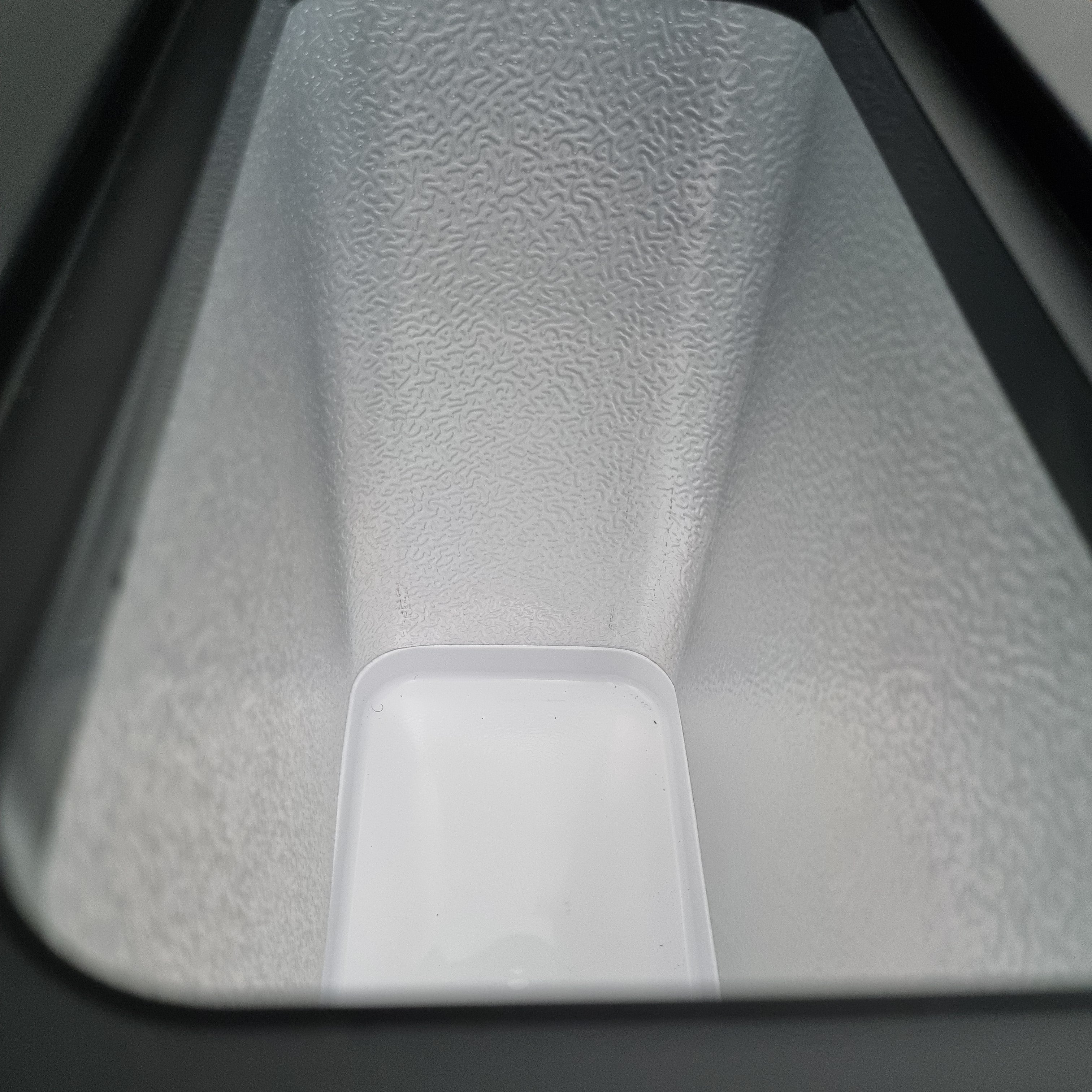 Flex CF8 Vehicle Center Console Fridge/Freezer| 12V Camping Fridge