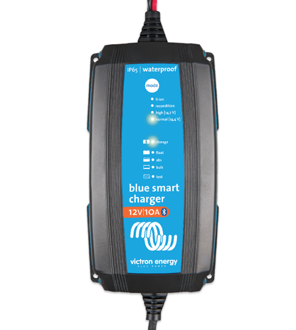 Blue Smart IP65 Charger 12/10(230)V