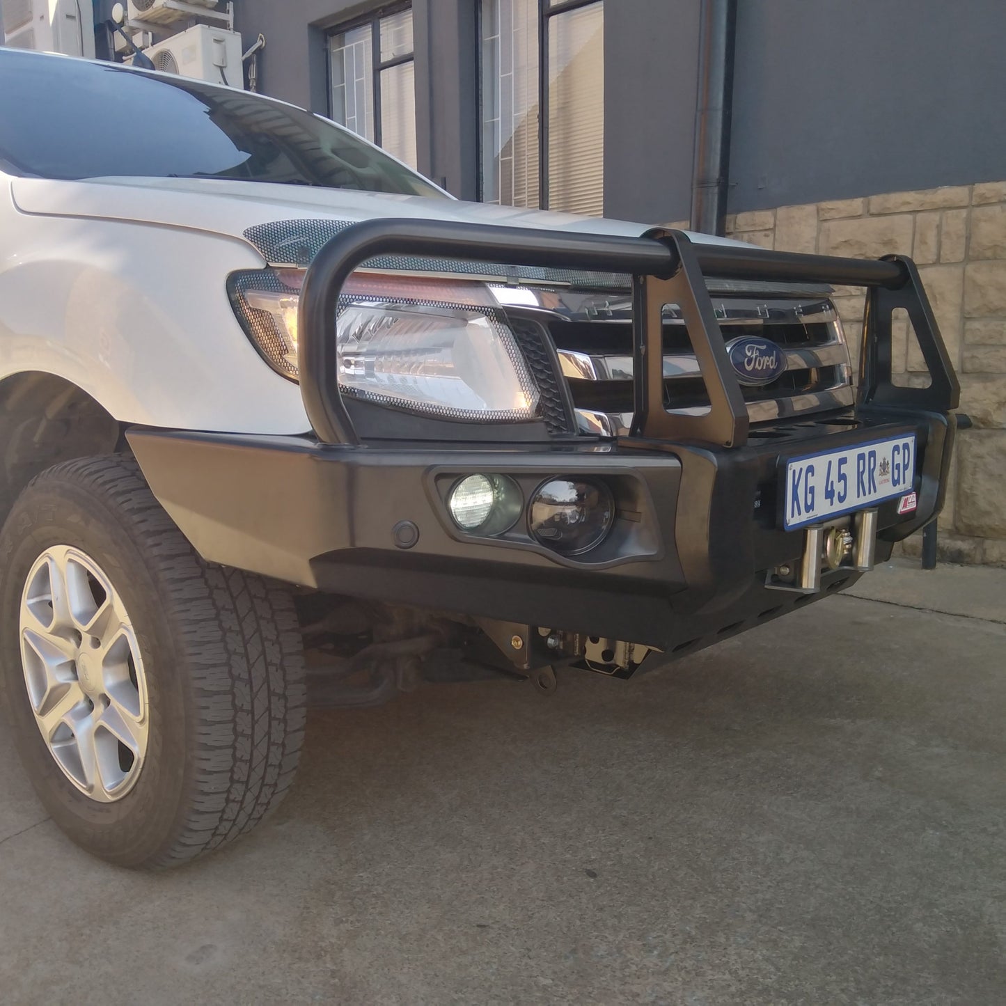 FORD RANGER T6 2012-2016 MCC POST TYPE BUMPER REPLACEMENT BULLBAR