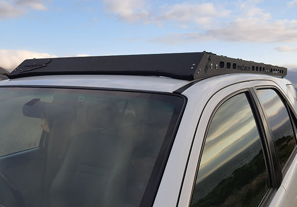Toyota Fortuner 2005-2015 Predator Stealth Roof Rack